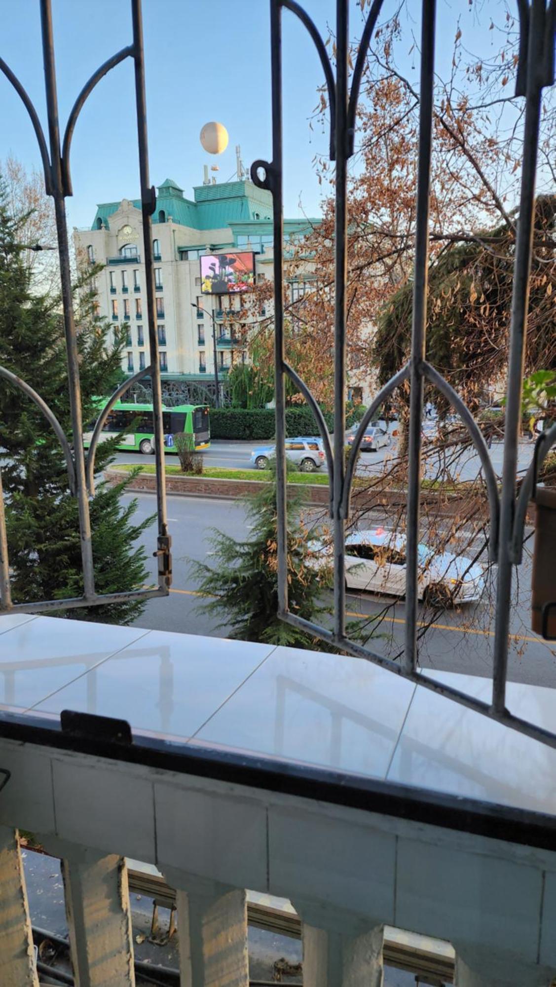 Riverside Baratashvili Apartment Τυφλίδα Εξωτερικό φωτογραφία