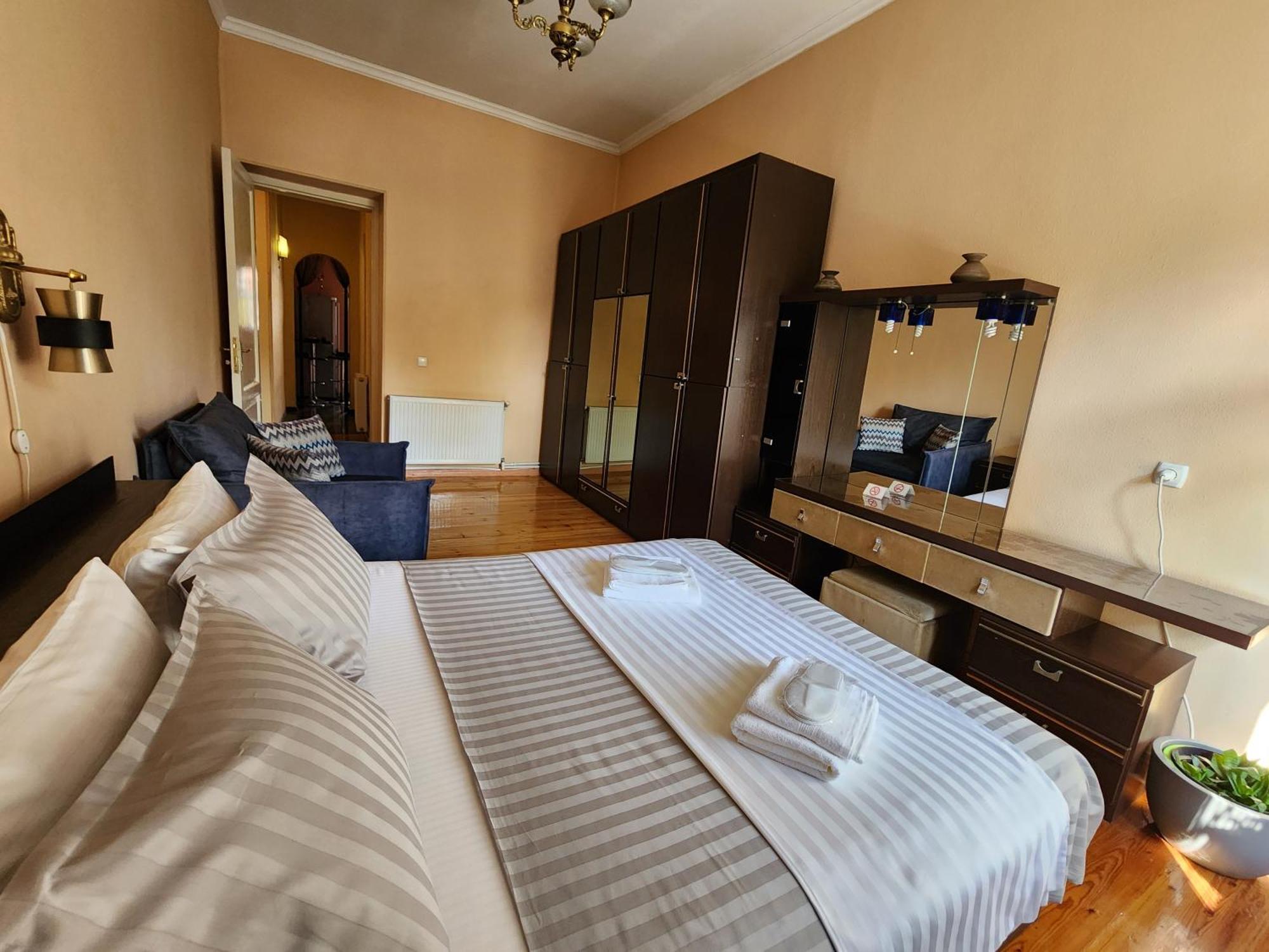 Riverside Baratashvili Apartment Τυφλίδα Εξωτερικό φωτογραφία